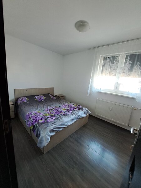 Dr. Taberei, Plaza Romania