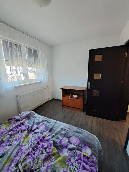 Dr. Taberei, Plaza Romania