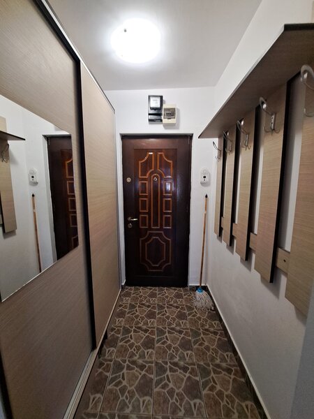 Dr. Taberei, Plaza Romania